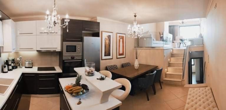 Ninos Luxury Apartament *